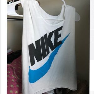 Vintage Nike Crop Top